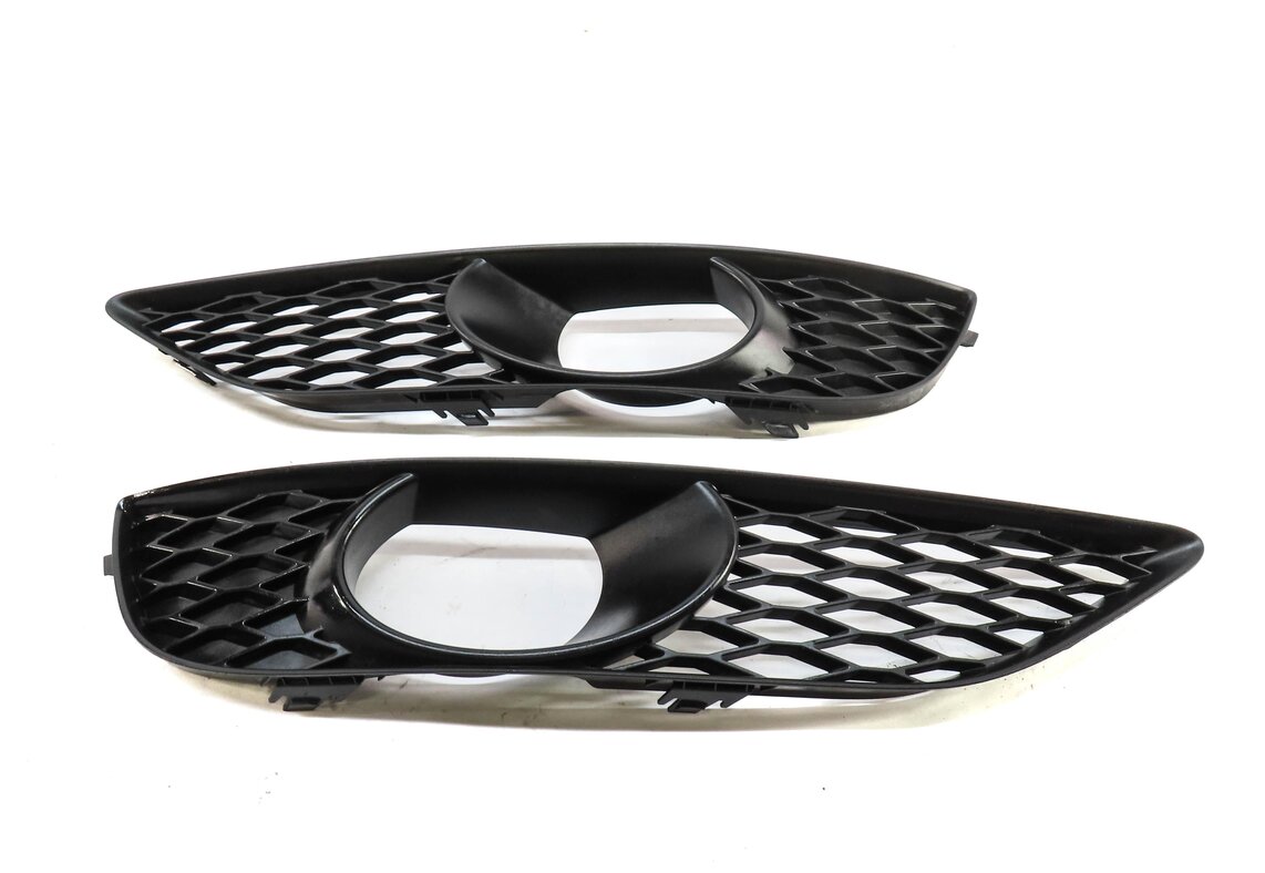 Thumbnail 2: 2012 AUDI Q7 (4L) FRONT LEFT & RIGHT FOGLIGHT FOG LIGHT GRILLE TRIM SET-2