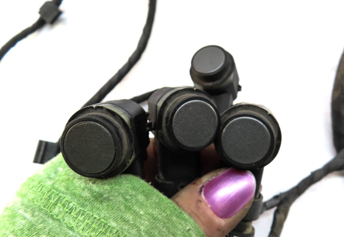 Thumbnail 3: 2012 AUDI Q7 (4L) REAR PDC PARK DISTANCE SENSOR SET w/ HARNESS (GRAPHITE GRAY)