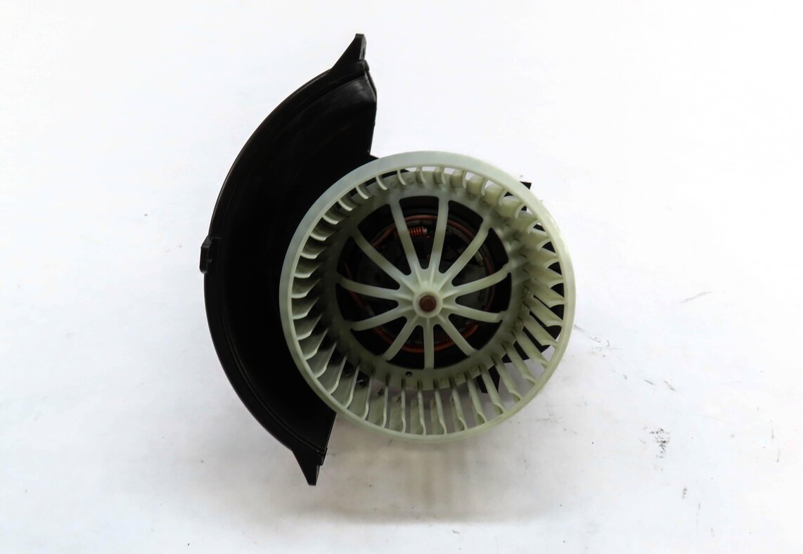 Thumbnail 2: 2011-2015 AUDI Q7 (4L) FRONT HVAC HEATER A/C BLOWER FAN MOTOR