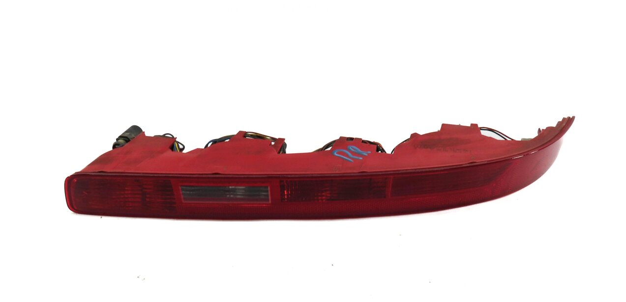 2007-2015 AUDI Q7 (4L) RIGHT PASSENGER REAR BUMPER LOWER TAILLIGHT LIGHT LAMP
