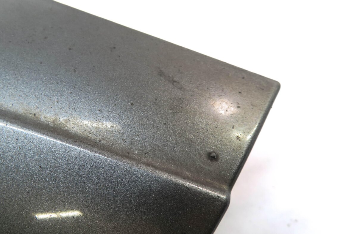 Thumbnail 6: 2012 AUDI Q7 (4L) RIGHT PASSENGER FENDER LOWER TRIM MOULDING (GRAPHITE GRAY)