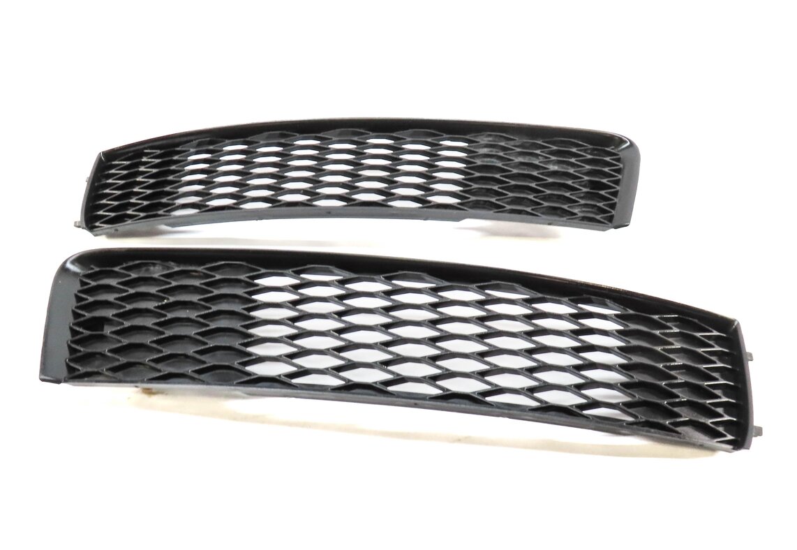 Thumbnail 2: 2012 AUDI Q7 (4L) FRONT LEFT & RIGHT BUMPER GRILLE TRIM SET-2