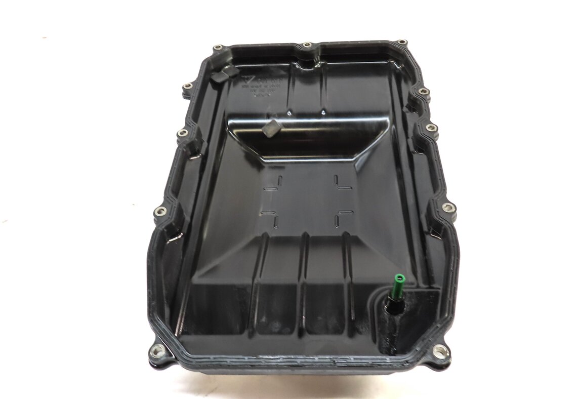 Thumbnail 2: 2011-2017 VW TOUAREG AUDI Q7 (4L) 3.0L 3.6L ENGINE A/T TRANSMISSION OIL PAN