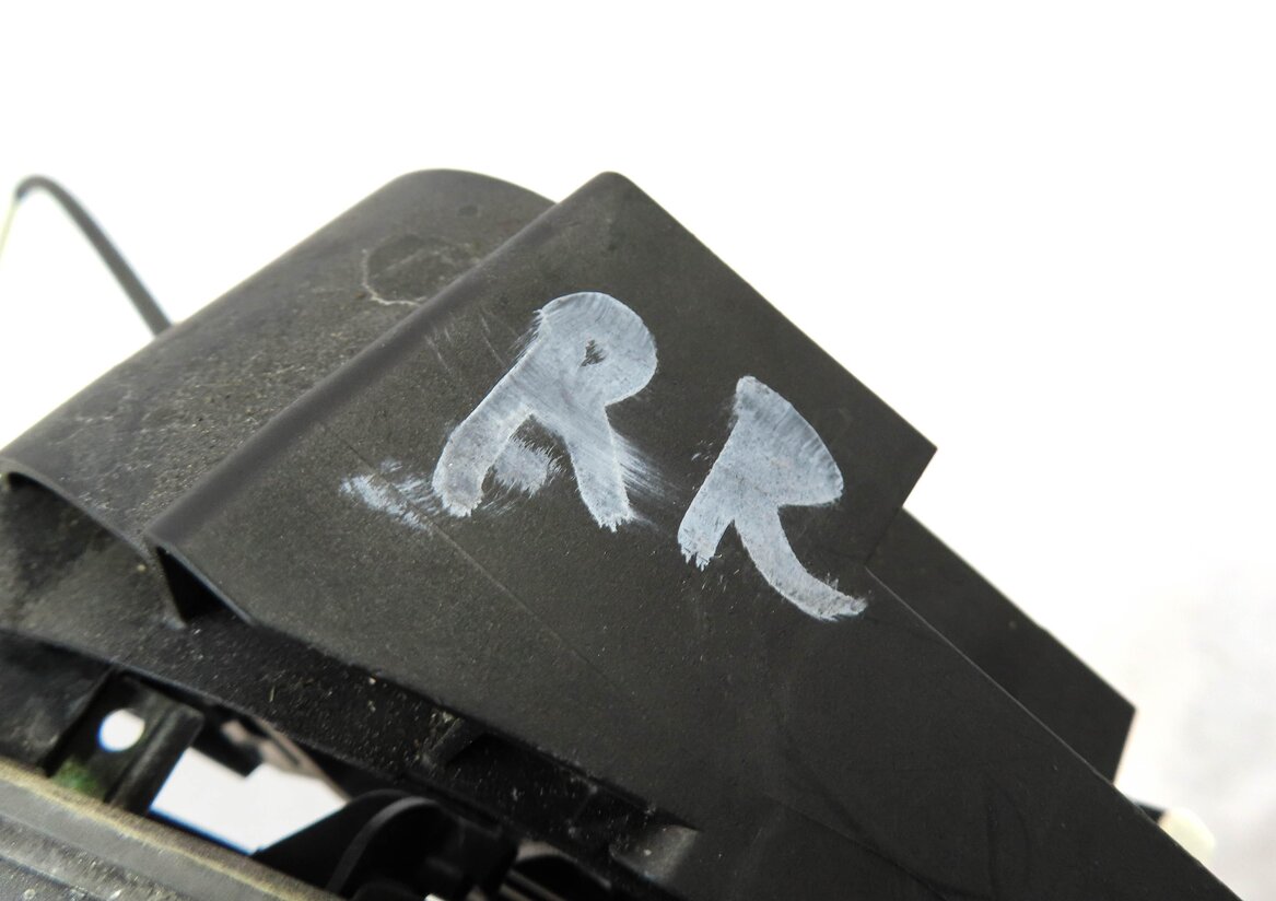 Thumbnail 5: 09-19 BMW 5 6 7 SERIES (F01 F07 F10 F12) RIGHT REAR COMFORT DOOR HANDLE (BLACK)