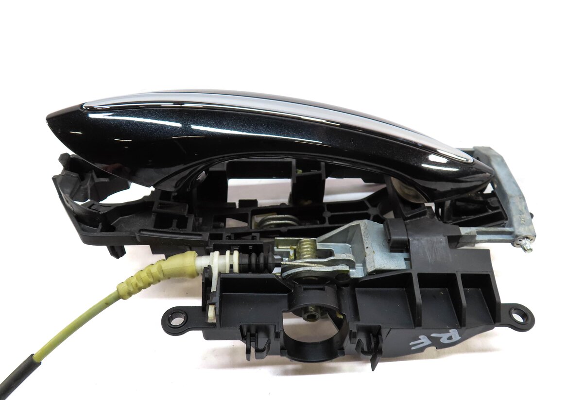 Thumbnail 4: 09-19 BMW 5 6 7 SERIES (F01 F07 F10 F12) RIGHT FRONT COMFORT DOOR HANDLE (BLACK)
