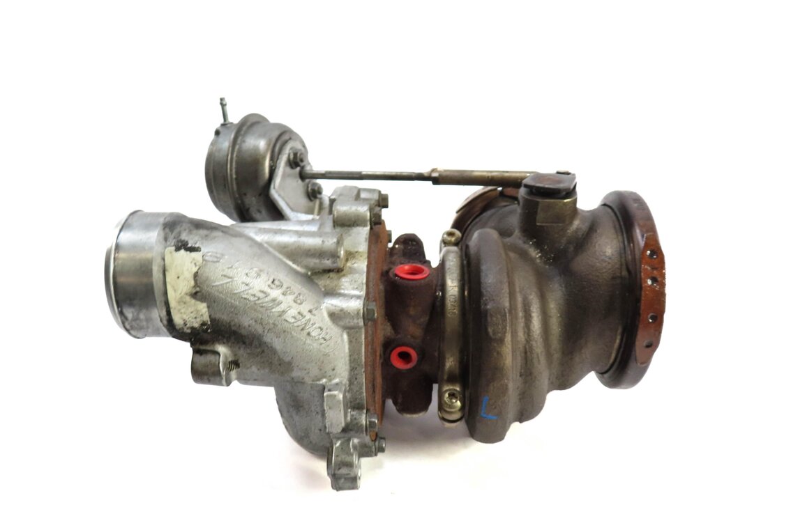 Thumbnail 4: 12-15 BMW M5 M6 ///M (F06 F10 F12 F13) 4.4L S63 ENGINE LEFT TURBO TURBOCHARGER