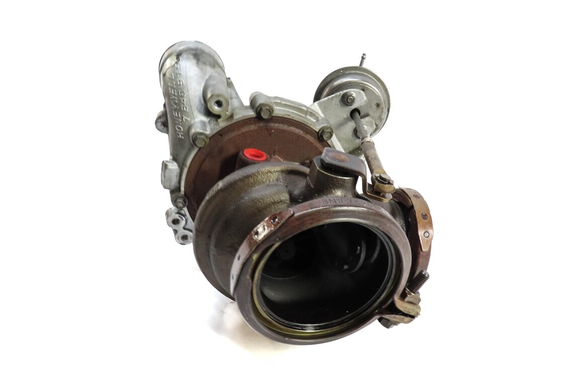 Thumbnail 5: 12-15 BMW M5 M6 ///M (F06 F10 F12 F13) 4.4L S63 ENGINE LEFT TURBO TURBOCHARGER