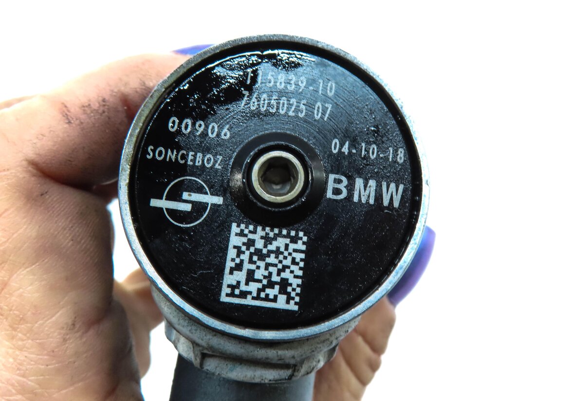 Thumbnail 4: 2013 BMW M5 (F10) 4.4L S63T ENGINE VVT VALVE TIMING ACTUATOR MOTOR 7605025
