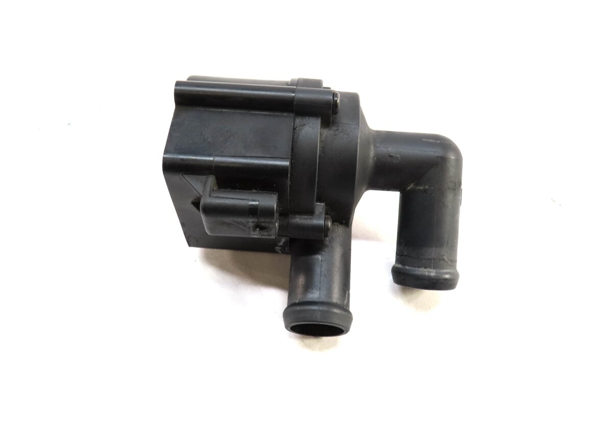 Thumbnail 3: 2013 BMW M5 (F10) 4.4L S63T ENGINE ELECTRIC AUXILIARY TURBO WATER PUMP 9230234