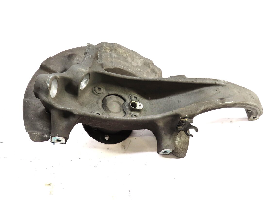 Thumbnail 2: 2012-2019 BMW M5 M6 ///M (F06 F10 F12 F13) RIGHT FRONT PASSENGER SPINDLE KNUCKLE