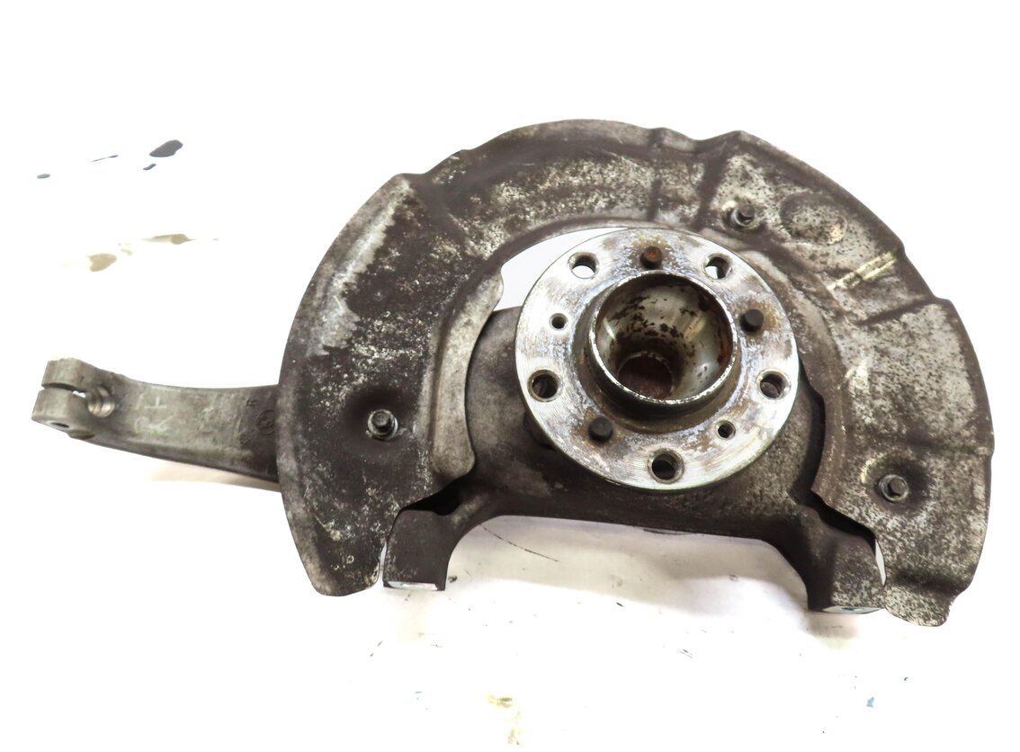 Thumbnail 4: 2012-2019 BMW M5 M6 ///M (F06 F10 F12 F13) RIGHT FRONT PASSENGER SPINDLE KNUCKLE