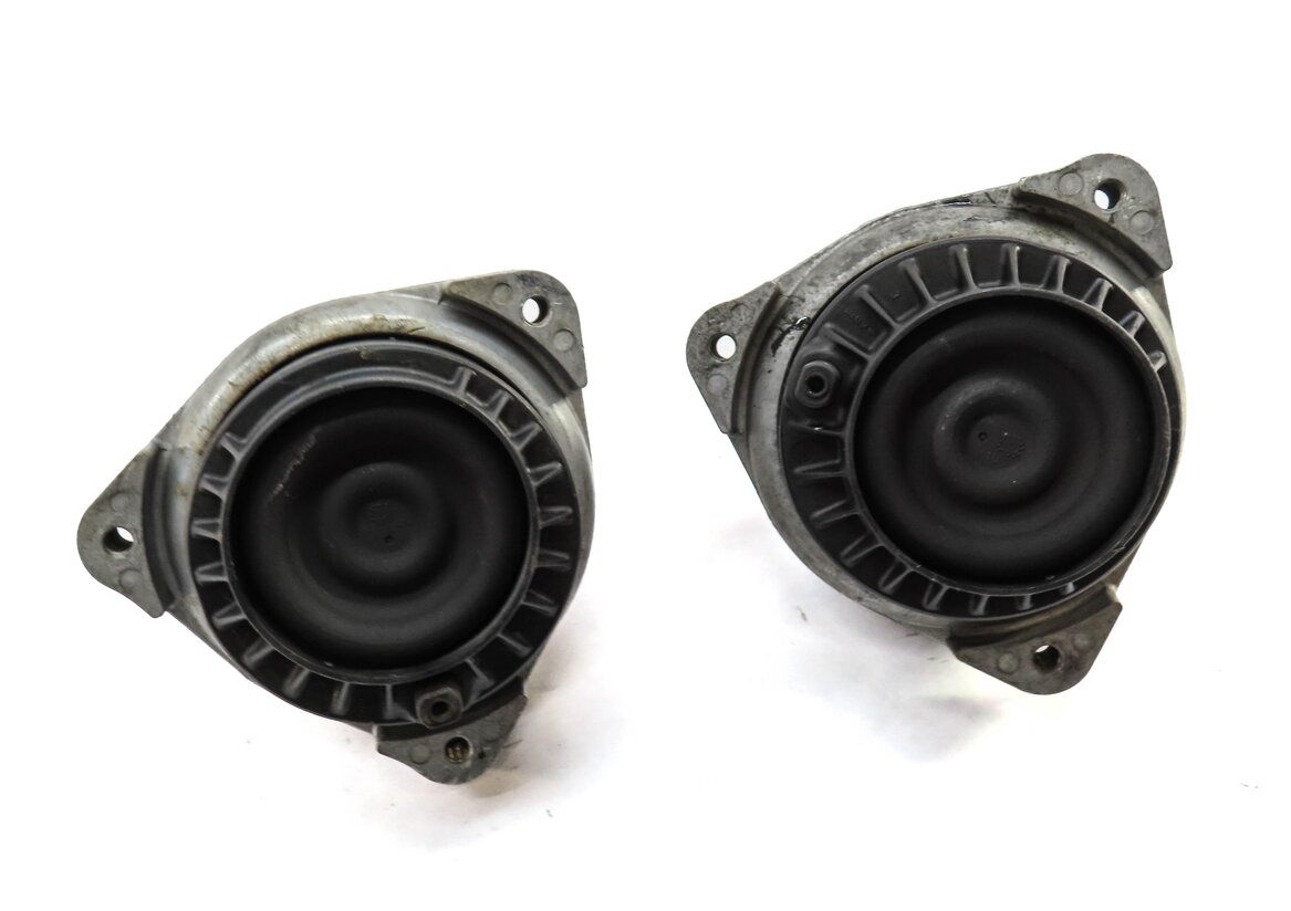 2013 BMW M5 (F10) 4.4L S63T ENGINE LEFT & RIGHT MOUNT SET OF 2 6851263 6851264