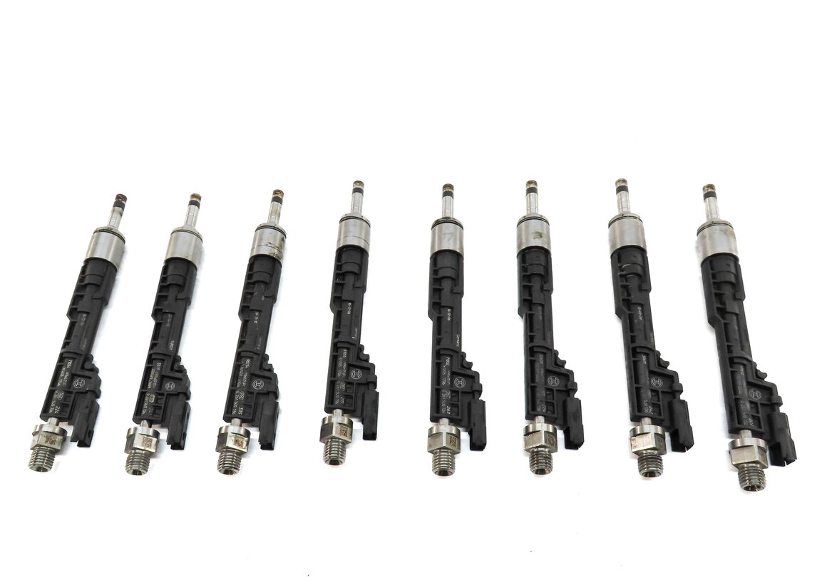 Thumbnail 2: 2012-2014 BMW 650i 750i M5 M6 (F01 F07 F10 F12) 4.4L N63 S63 FUEL INJECTOR SET 8