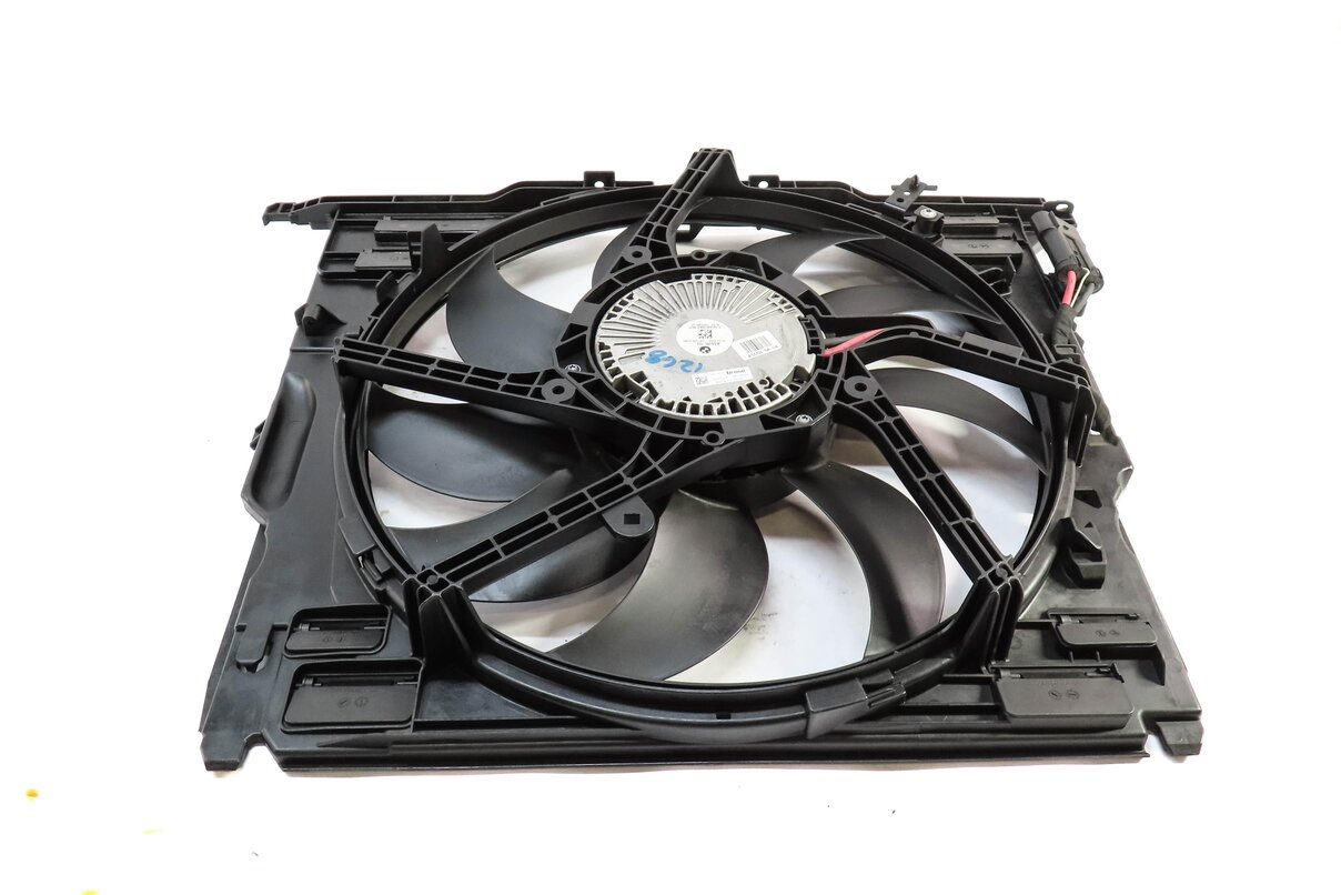 Thumbnail 4: 12-19 BMW M5 M6 ///M F06 F10 F12 4.4L S63 1000w SHOURD & COOLING RADIATOR FAN