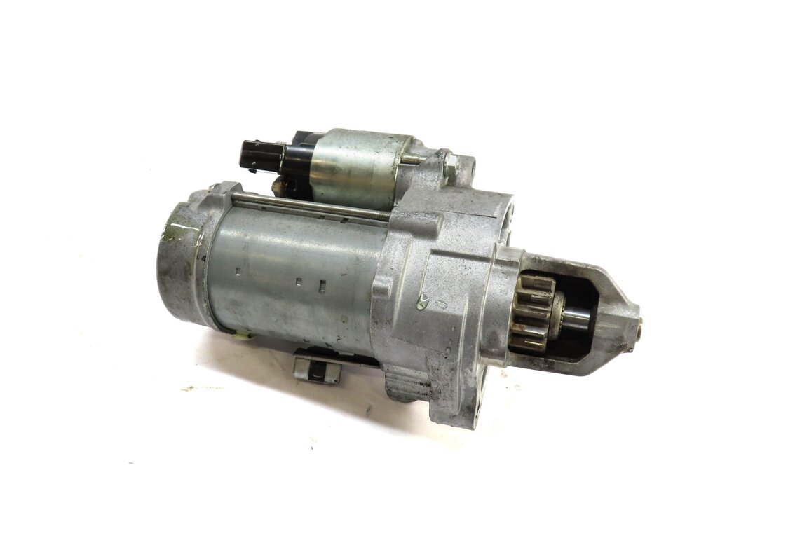 Thumbnail 1: 12-19 BMW 5 6 7 M5 M6 X5 X5M X6 X6M (F01 F02 F10 F12 F15 F16) 4.4L STARTER MOTOR
