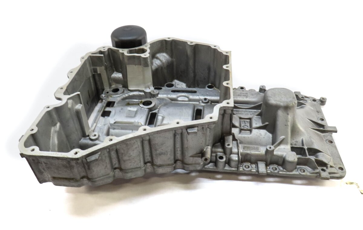 Thumbnail 4: 2012-2019 BMW M5 M6 (F06 F10 F12 F13) 4.4L S63 V8 ENGINE - UPPER OIL PAN CRADLE