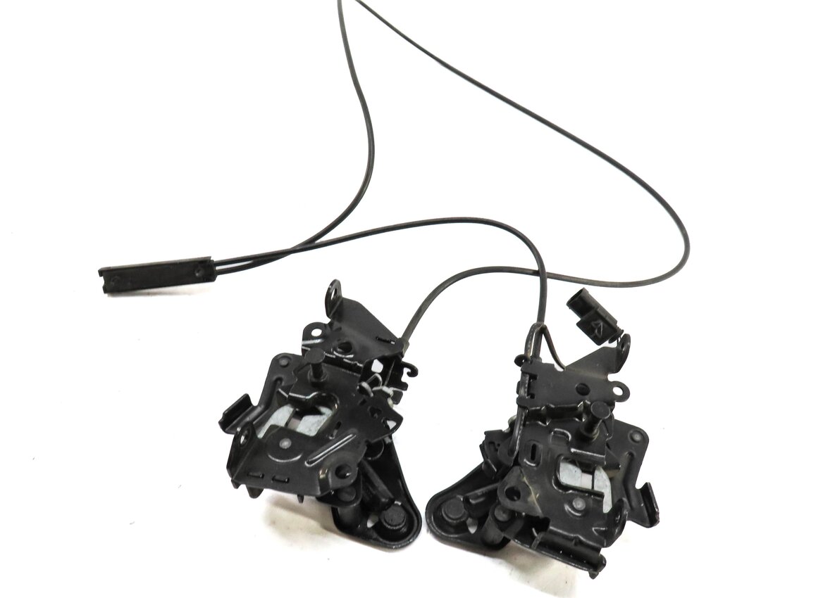 2013 BMW M5 (F10) LOWER LEFT & RIGHT HOOD LOCK LATCH SET OF 2 w/ CABLE