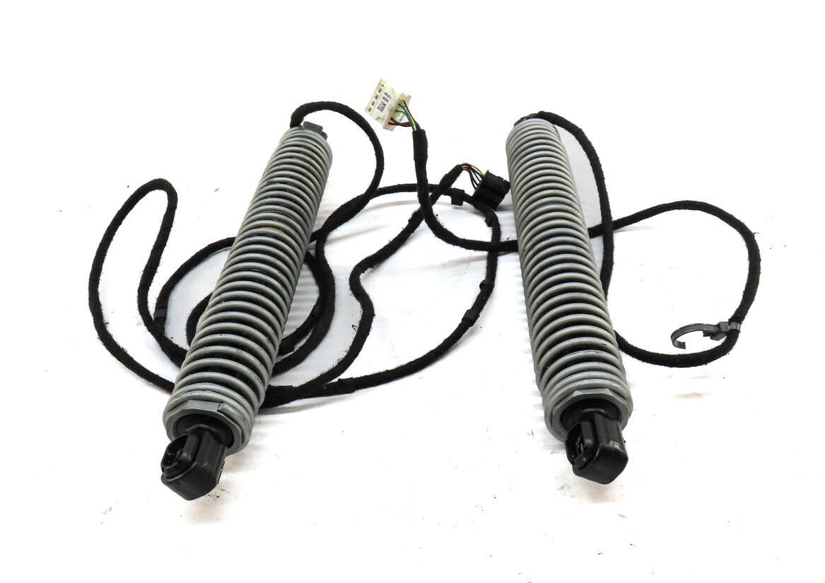 Thumbnail 2: 2013 BMW M5 (F10) REAR LEFT & RIGHT TRUNK ELECTRIC SHOCK STRUT SET OF 2