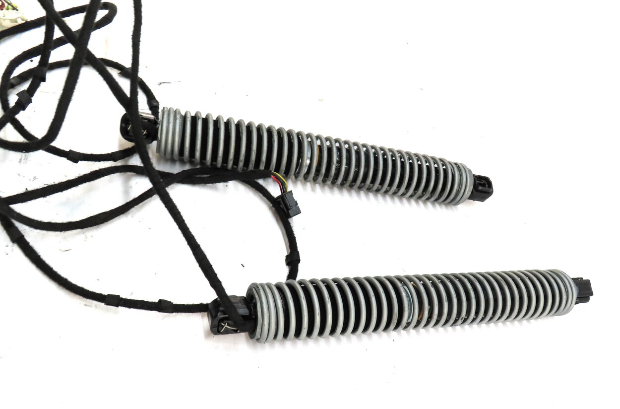 Thumbnail 5: 2013 BMW M5 (F10) REAR LEFT & RIGHT TRUNK ELECTRIC SHOCK STRUT SET OF 2