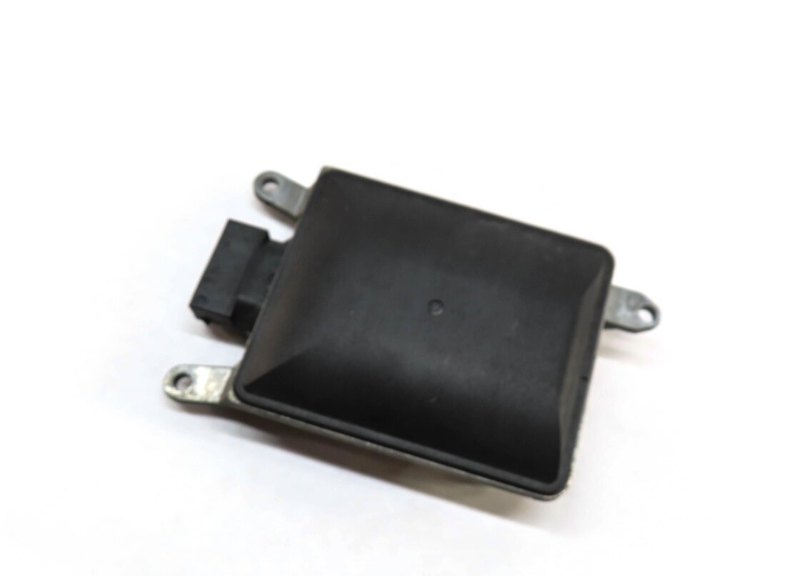 2013-2018 PORSCHE AUDI A4 A5 Q5 S4 S5 CAYENNE MACAN BLIND SPOT MODULE (SLAVE)
