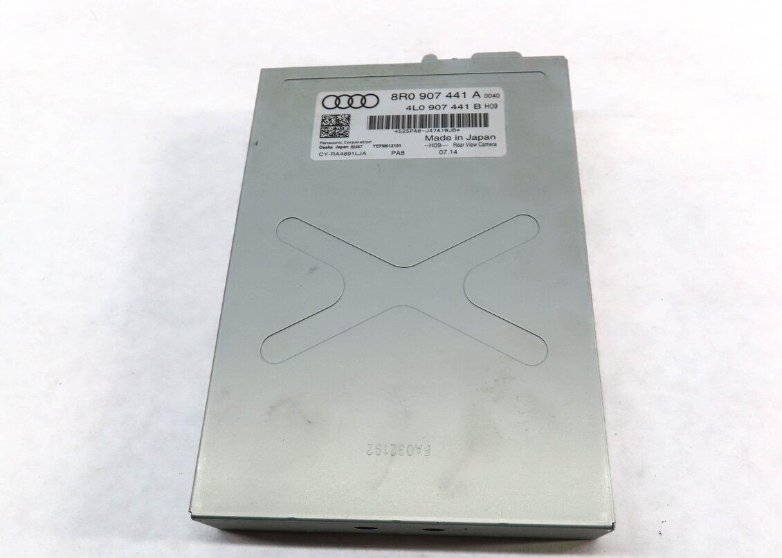 Thumbnail 2: 2009-2017 AUDI Q5 (B8 8R) REARVIEW BACKUP REVERSE CAMERA CONTROL MODULE