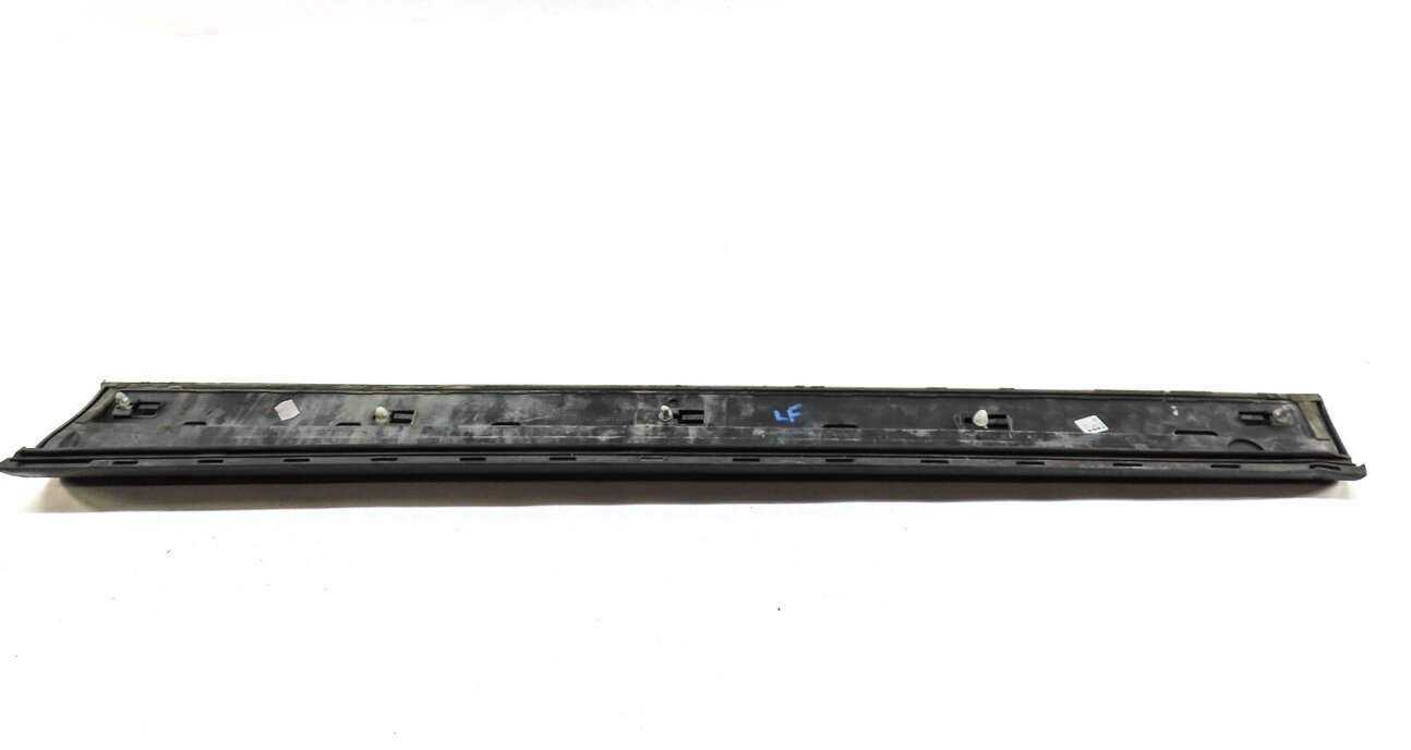 Thumbnail 5: 2015 AUDI SQ5 (B8) FRONT LEFT DRIVER LOWER DOOR TRIM MOULDING PANEL (GRAY 0C)