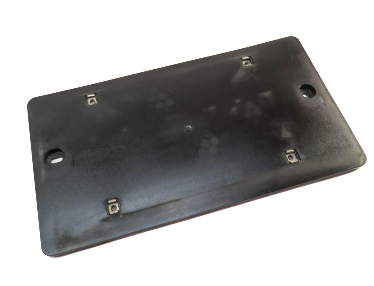 Thumbnail 1: 2015 AUDI SQ5 (B8) REAR LICENSE PLATE MOUNT BRACKET 8T0827113A