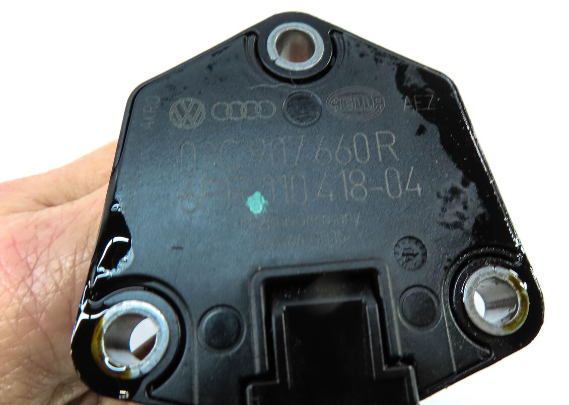 Thumbnail 4: 2015 AUDI SQ5 (B8) 3.0L SUPER ENGINE CTUD OIL LEVEL SENSOR 03C907660R