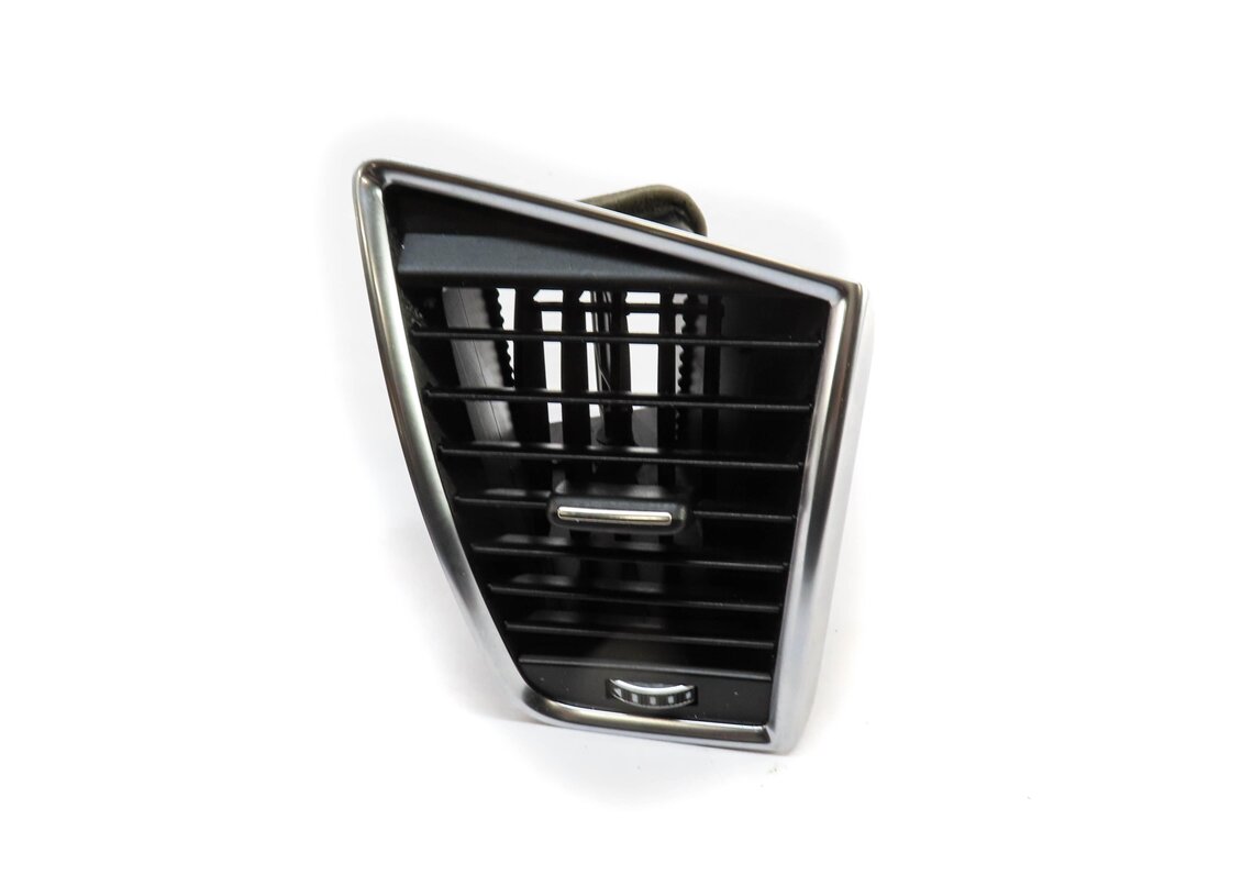Thumbnail 2: 2015 AUDI SQ5 (B8) FRONT RIGHT PASSENGER DASH HVAC A/C HEATER AIR VENT