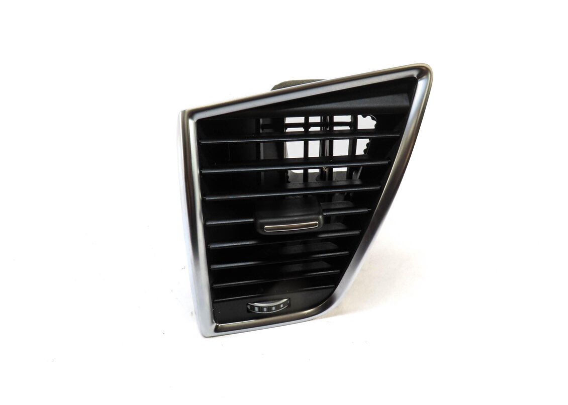 Thumbnail 2: 2015 AUDI SQ5 (B8) FRONT LEFT DRIVER DASH HVAC A/C HEATER AIR VENT 8R1820901L