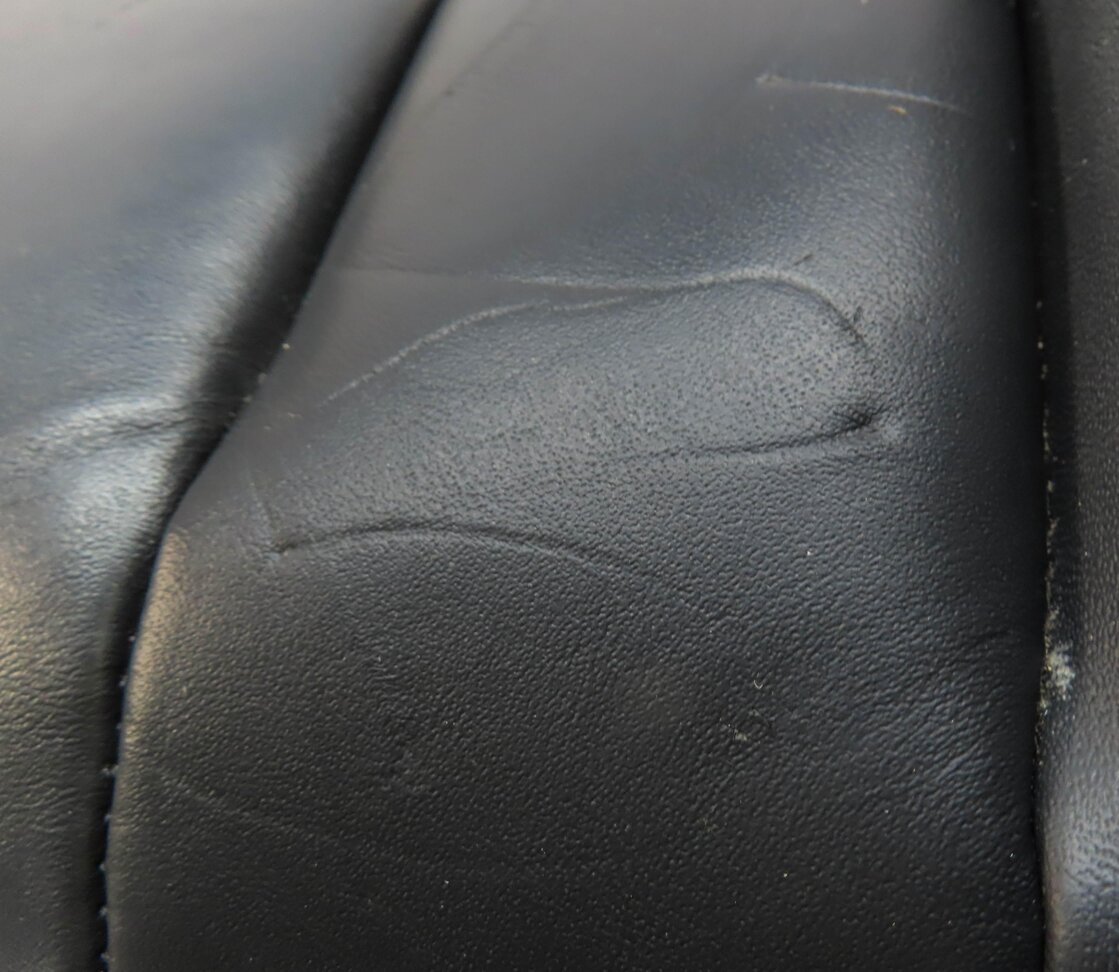 Thumbnail 8: 2015 AUDI SQ5 B8 FRONT LEFT DRIVER UPPER SEAT CUSHION & HEADREST (HEATED BLACK)