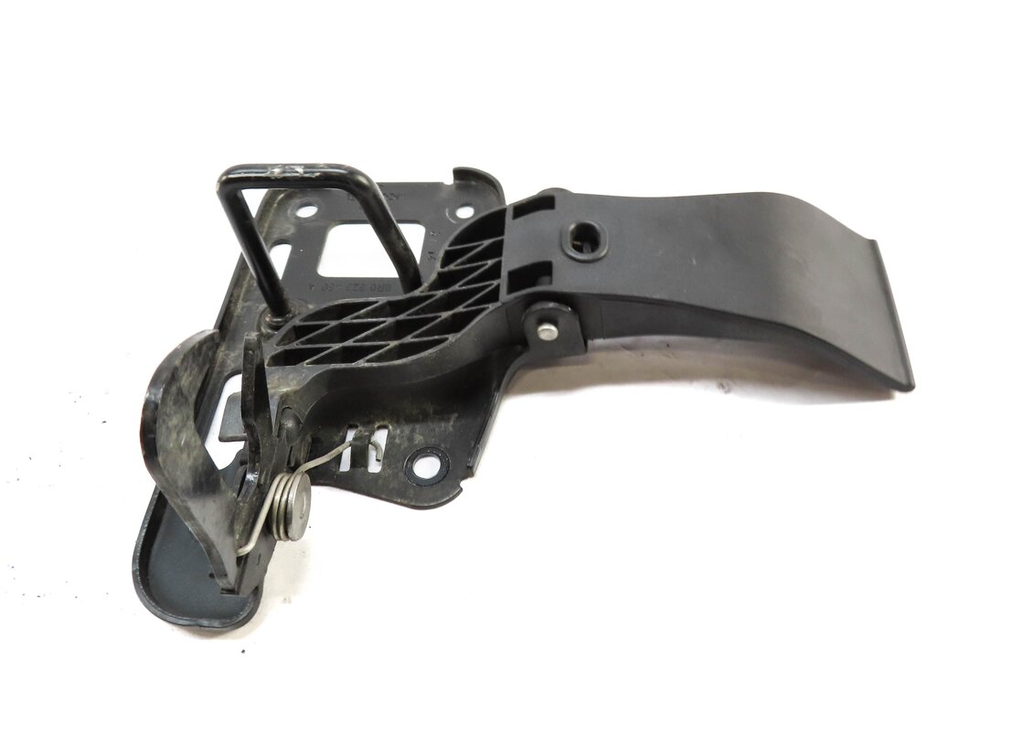 Thumbnail 3: 2015 AUDI SQ5 (B8) HOOD SAFETY HOOK CATCH LATCH & RELEASE LEVER 8R0823480A