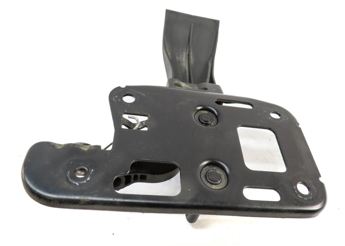 Thumbnail 4: 2015 AUDI SQ5 (B8) HOOD SAFETY HOOK CATCH LATCH & RELEASE LEVER 8R0823480A