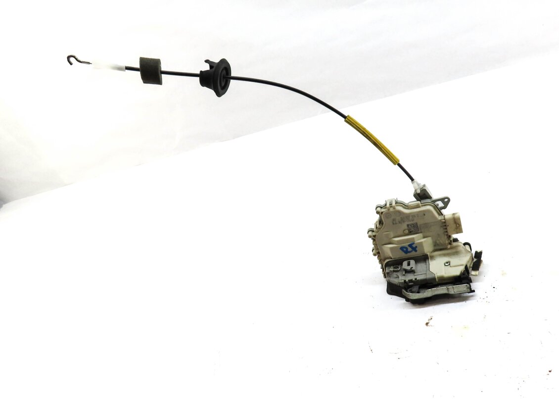 2010-2019 AUDI / PORSCHE A4 S4 A5 S5 A6 Q3 Q5 Q7 TT 911 - RIGHT FRONT DOOR LATCH