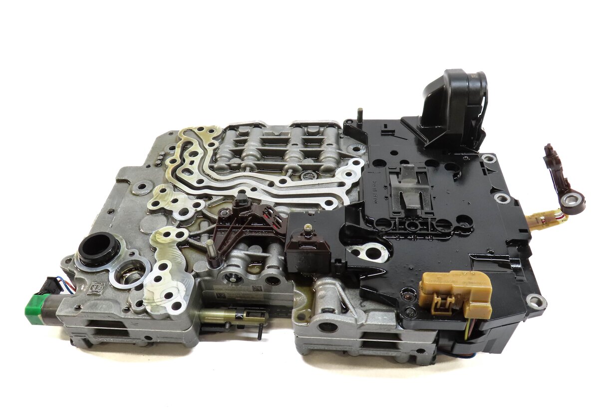Thumbnail 2: 2013 BMW 535iGT 535i (F07 F10) 8HP-45Z - A/T AUTOMATIC TRANSMISSION VALVE BODY