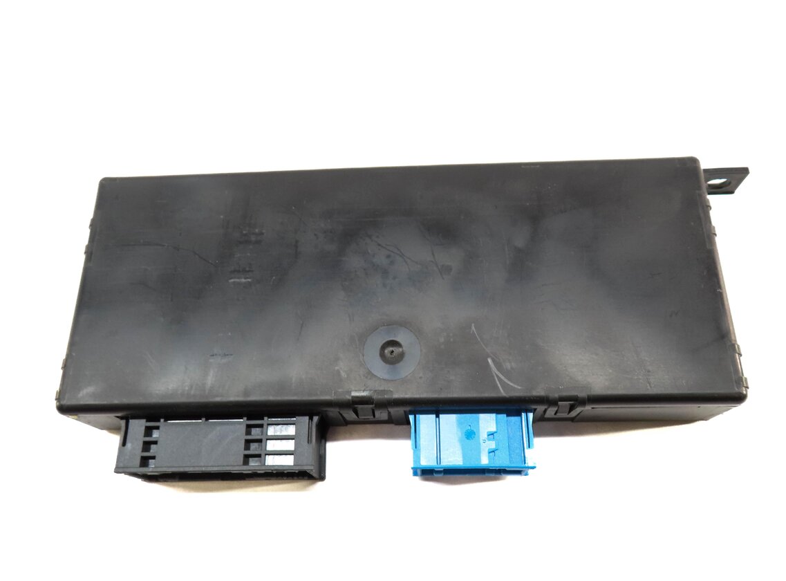 Thumbnail 3: 2013 BMW 535i (F10) CENTRAL GATEWAY GATE WAY CONTROL MODULE