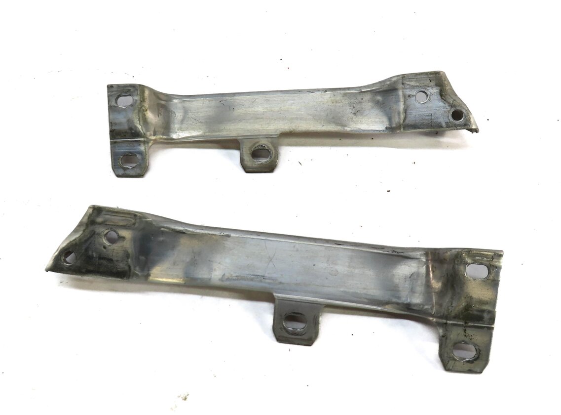 Thumbnail 3: 2013 BMW 535i (F10) FRONT LEFT & RIGHT BUMPER SUPPORT BRACKET SET-2