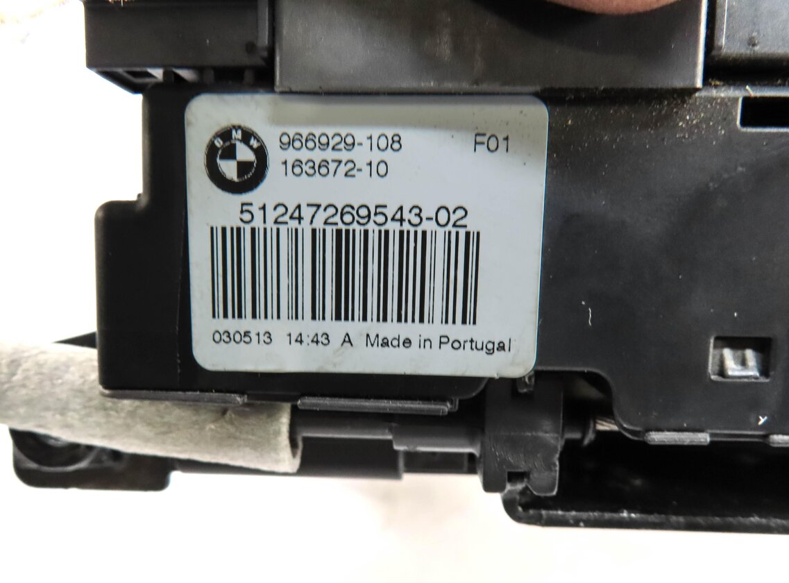 Thumbnail 5: 2013 BMW 535i (F10) REAR TRUNK LOCK LATCH ACTUATOR w/ SOFT CLOSE ASSIST MOTOR