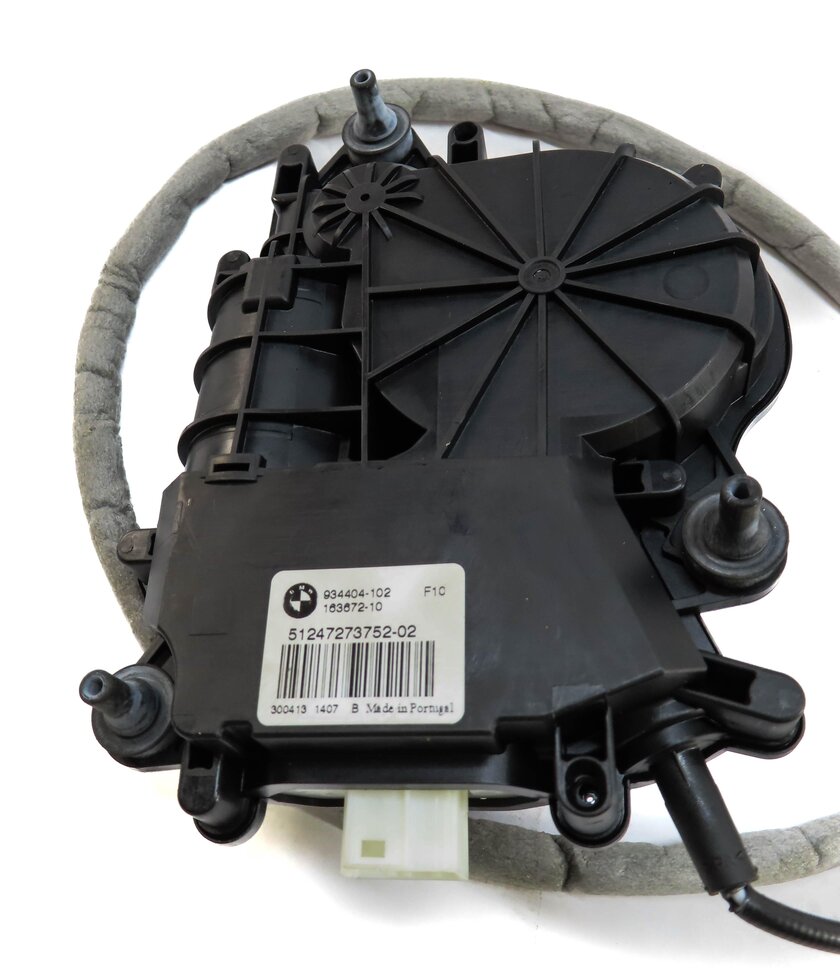 Thumbnail 7: 2013 BMW 535i (F10) REAR TRUNK LOCK LATCH ACTUATOR w/ SOFT CLOSE ASSIST MOTOR