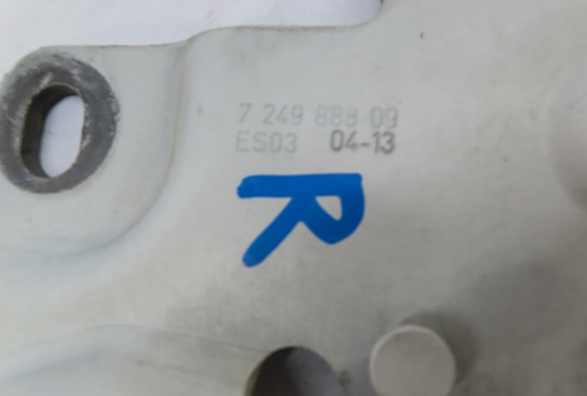 Thumbnail 7: 12-19 BMW 528i 535i 550i 640i 650i M5 M6 (F06 F10) FRONT HOOD HINGE SET (WHITE)
