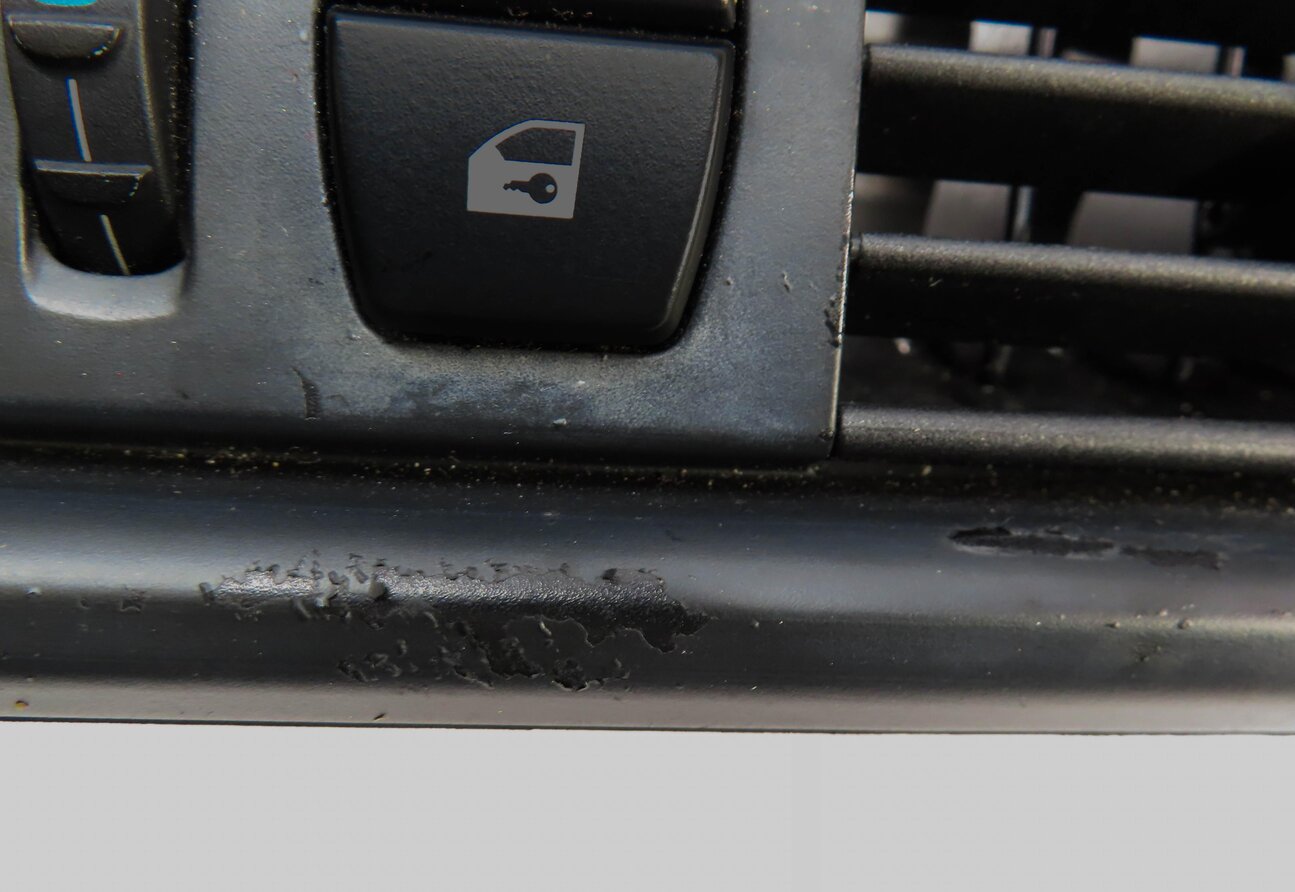 Thumbnail 5: 2013 BMW 535i (F10) CENTER DASH HEATER A/C AIR VENT w/ HAZARD & LOCK SWITCH
