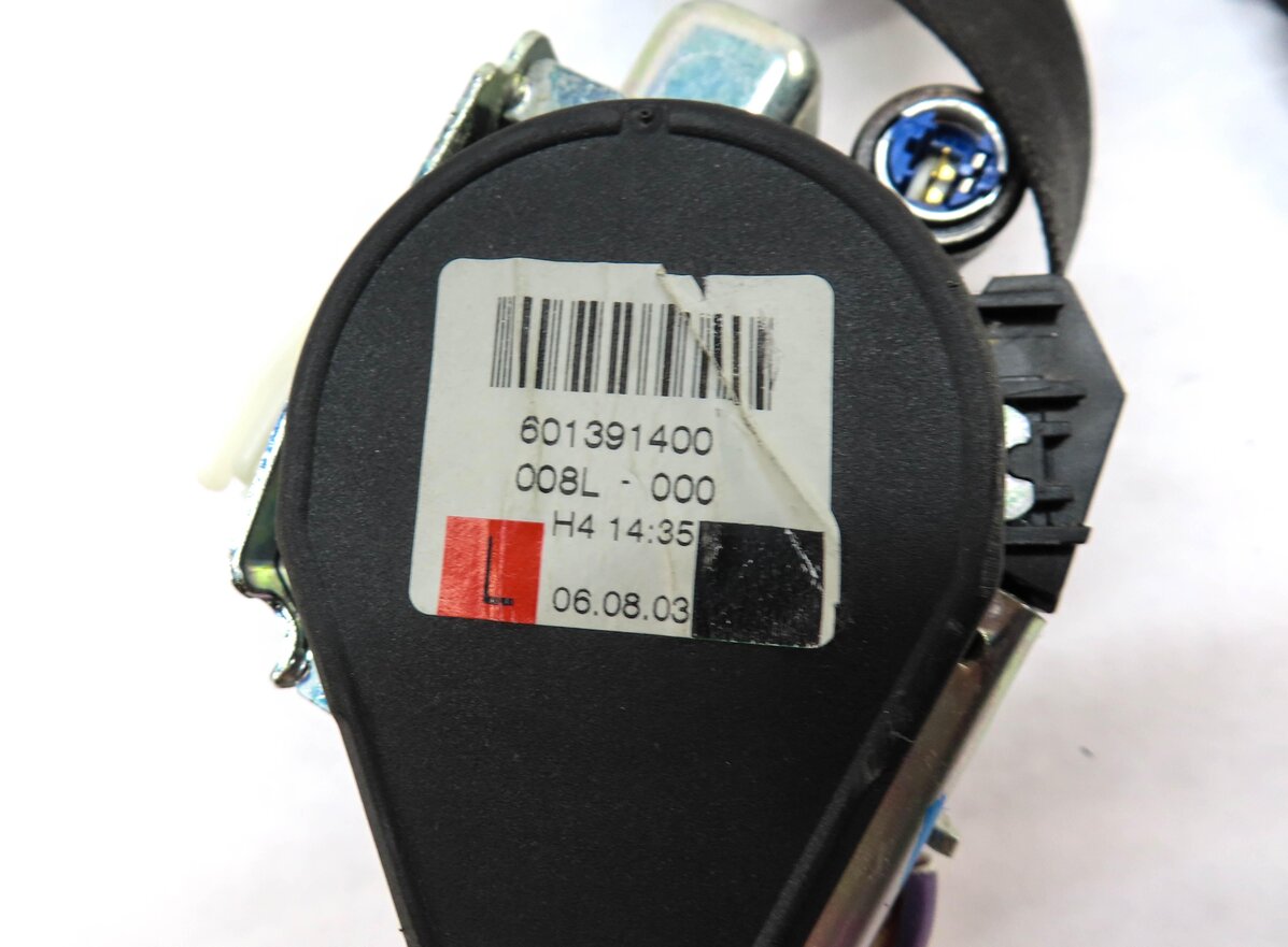 Thumbnail 4: 2006 PORSCHE CAYENNE (955 957) LEFT FRONT DRIVER SEATBELT RETRACTOR (BLACK)