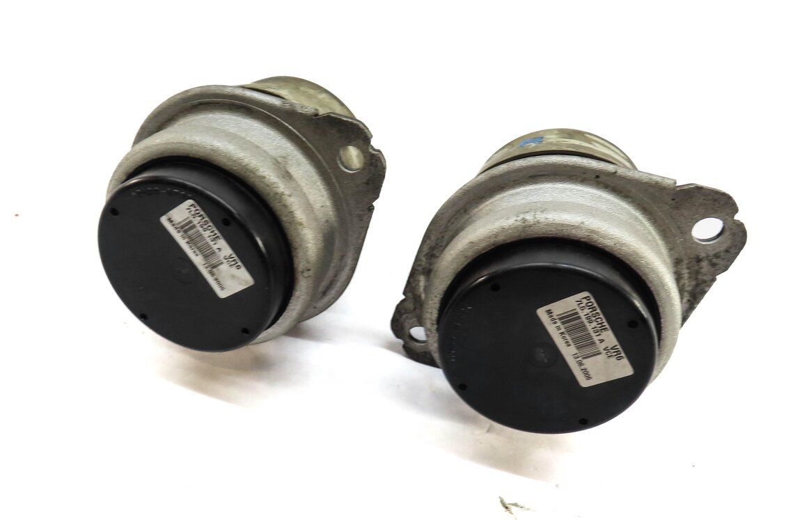 2006 PORSCHE CAYENNE (955) 3.2L VR6 ENGINE LEFT & RIGHT MOTOR MOUNT SET-2