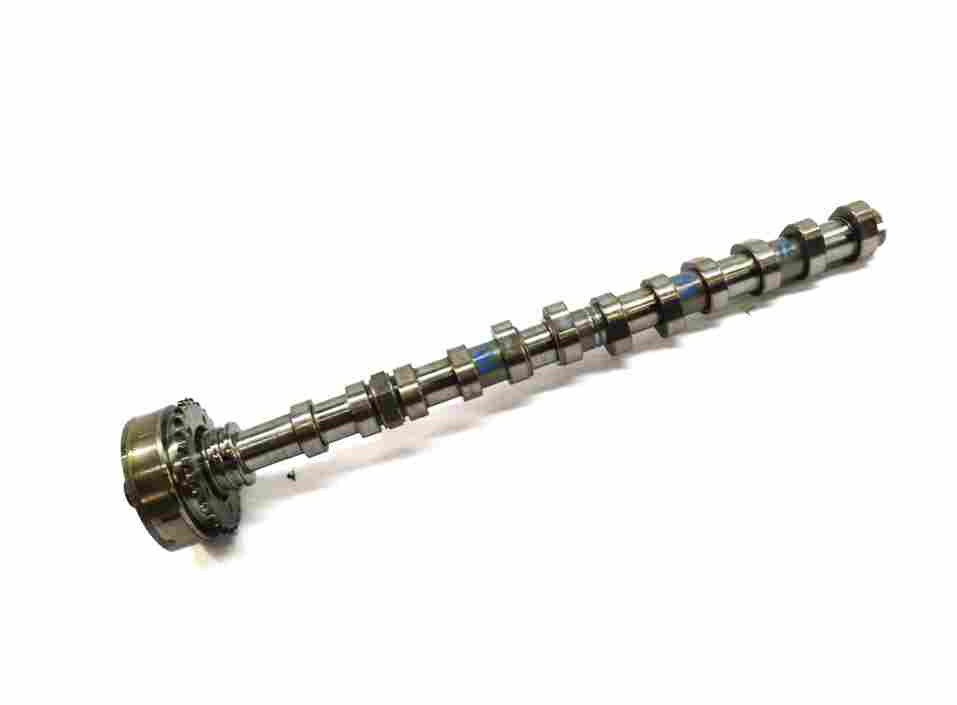 Thumbnail 1: 2004-2006 PORSCHE CAYENNE (955) 3.2L VR6 ENGINE INTAKE CAMSHAFT w/ TIMING GEAR