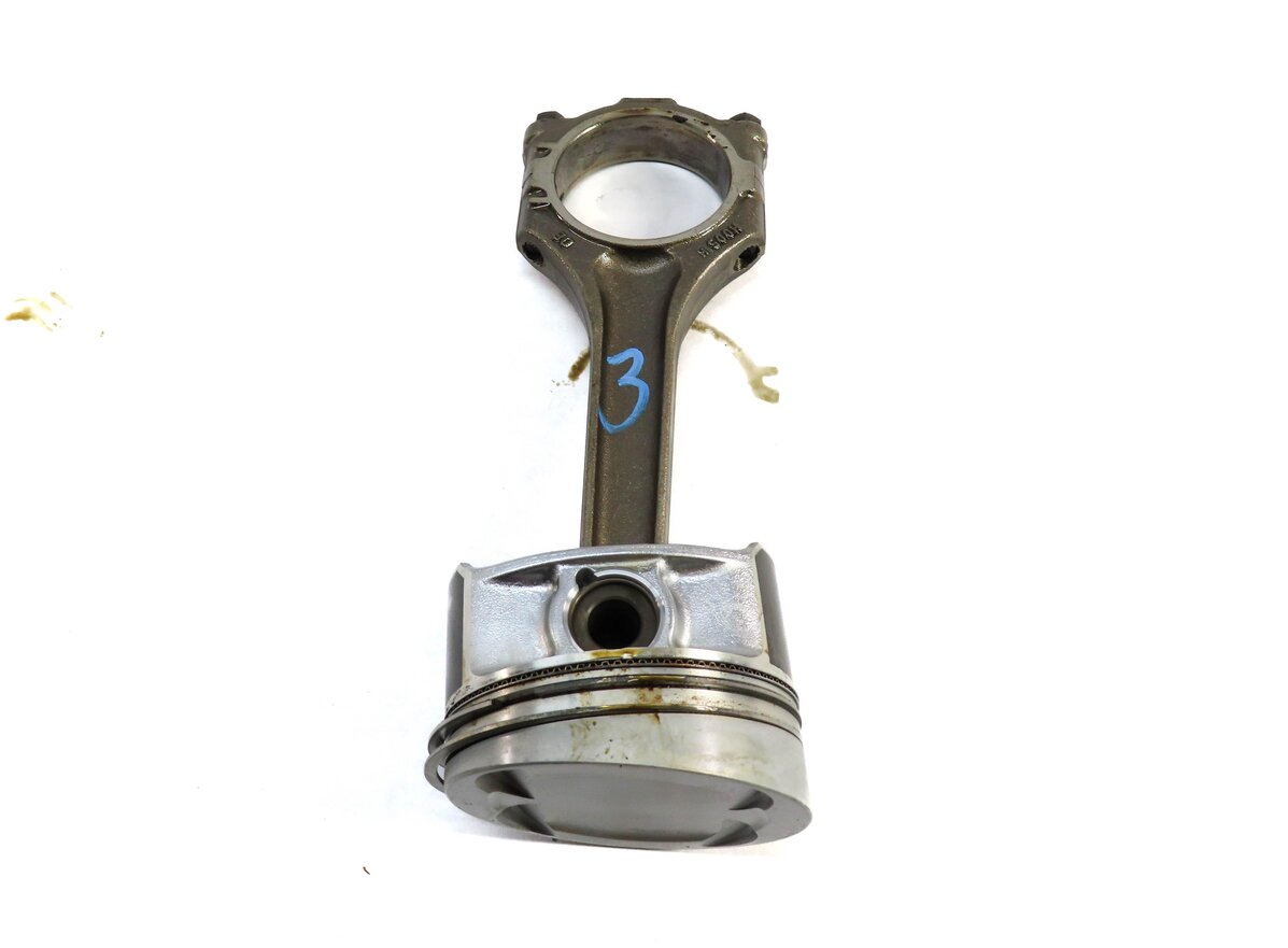 Thumbnail 3: 2004-2006 PORSCHE CAYENNE (955) 3.2L VR6 ENGINE PISTON w/ CONNECTING ROD