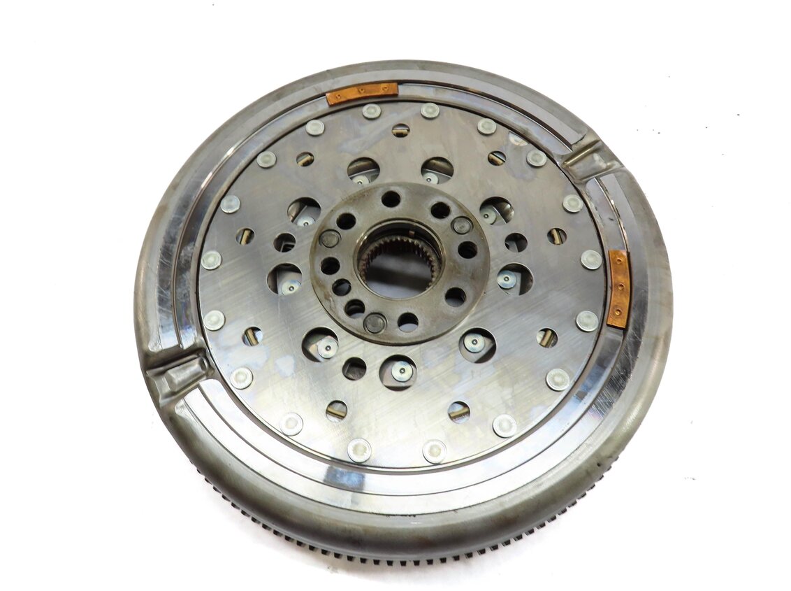 Thumbnail 4: 2013-2018 MERCEDES B250 CLA250 GLA250 (C117 W156 W246) A/T DUAL MASS FLYWHEEL