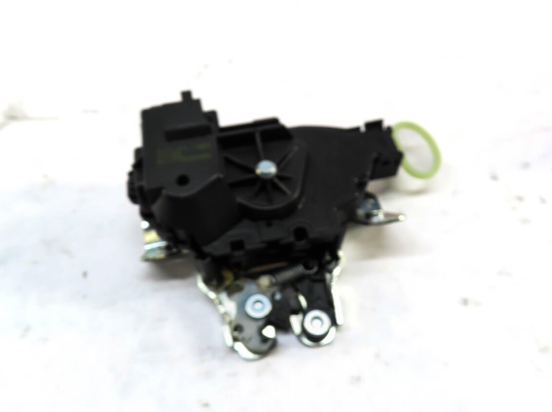 2014 MERCEDES CLA250 (C117) REAR TRUNK LOCK LATCH ACTUATOR