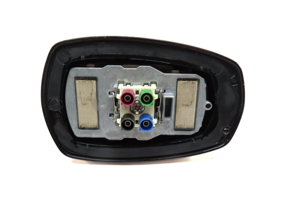 Thumbnail 5: 2014 MERCEDES CLA250 (C117) RADIO STEREO PHONE GPS ANTENNA w/ COVER TRIM (BLACK)