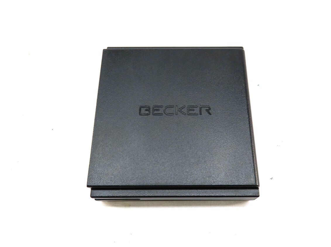 Thumbnail 2: 2014 MERCEDES CLA250 (C117) BECKER GPS MAP PILOT NAVIGATION CONTROL MODULE