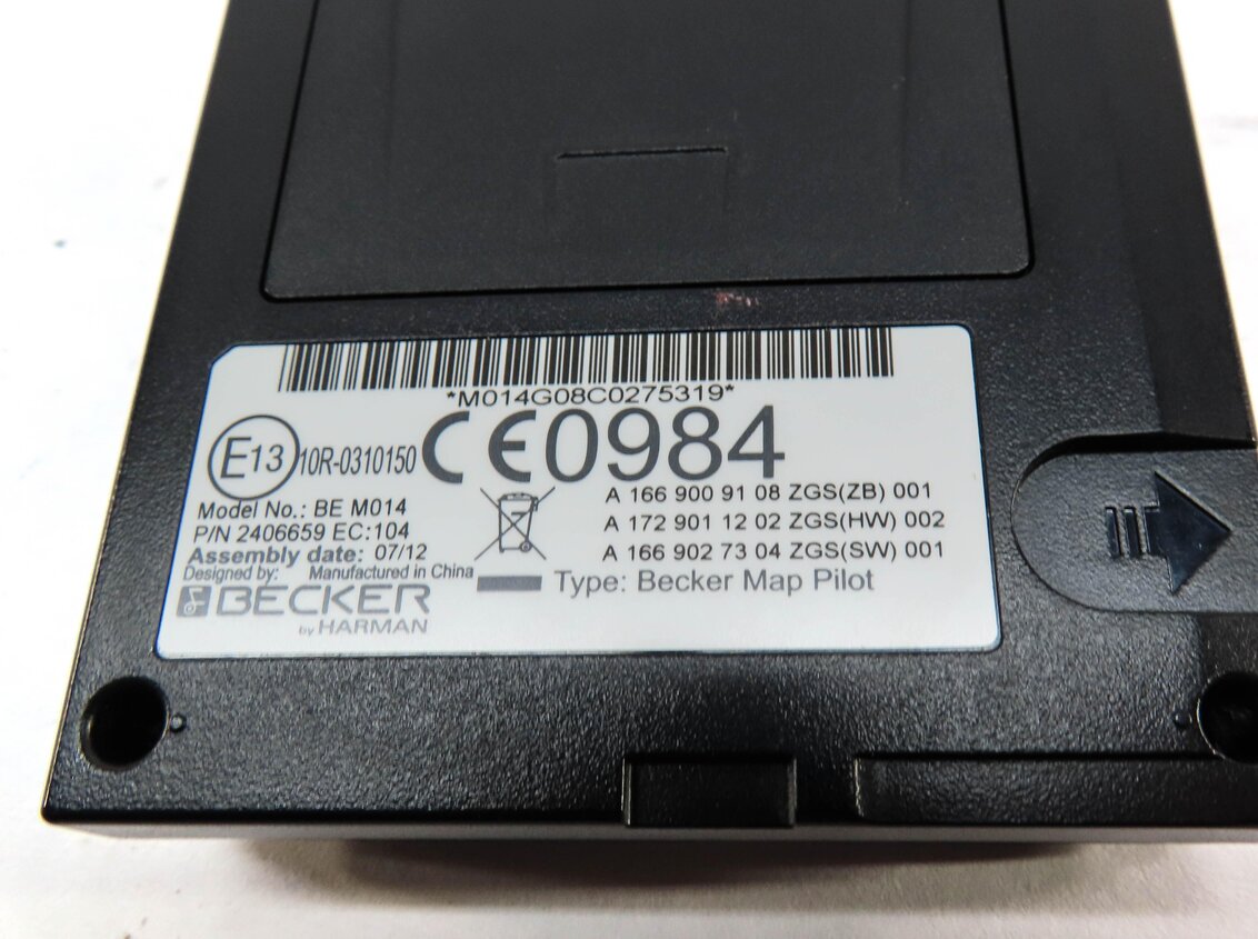 Thumbnail 4: 2014 MERCEDES CLA250 (C117) BECKER GPS MAP PILOT NAVIGATION CONTROL MODULE